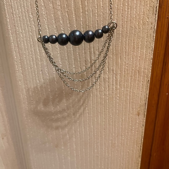 Necklace and earring combo - Picture 3 of 3